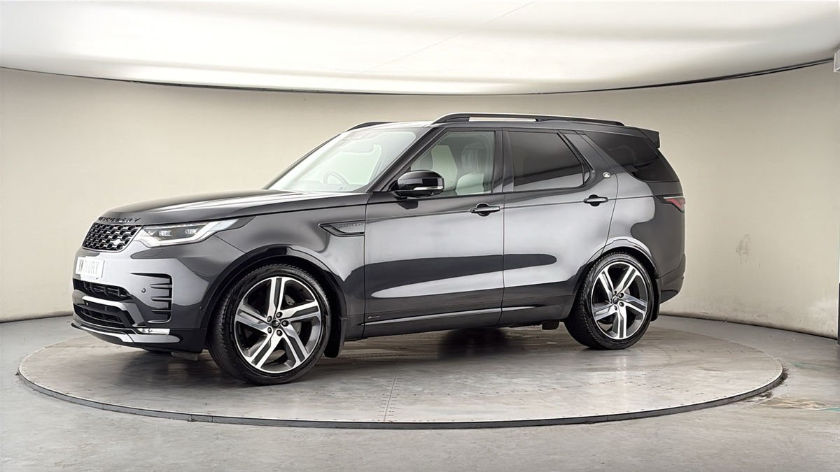 More views of Land Rover Discovery