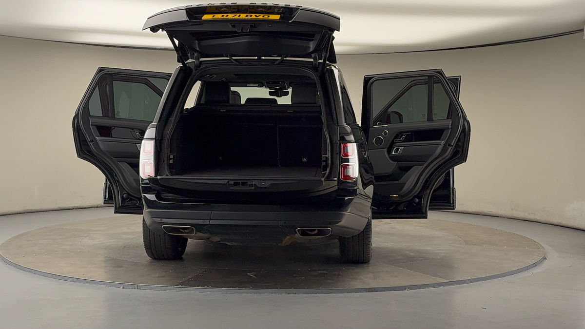 More views of Land Rover Range Rover