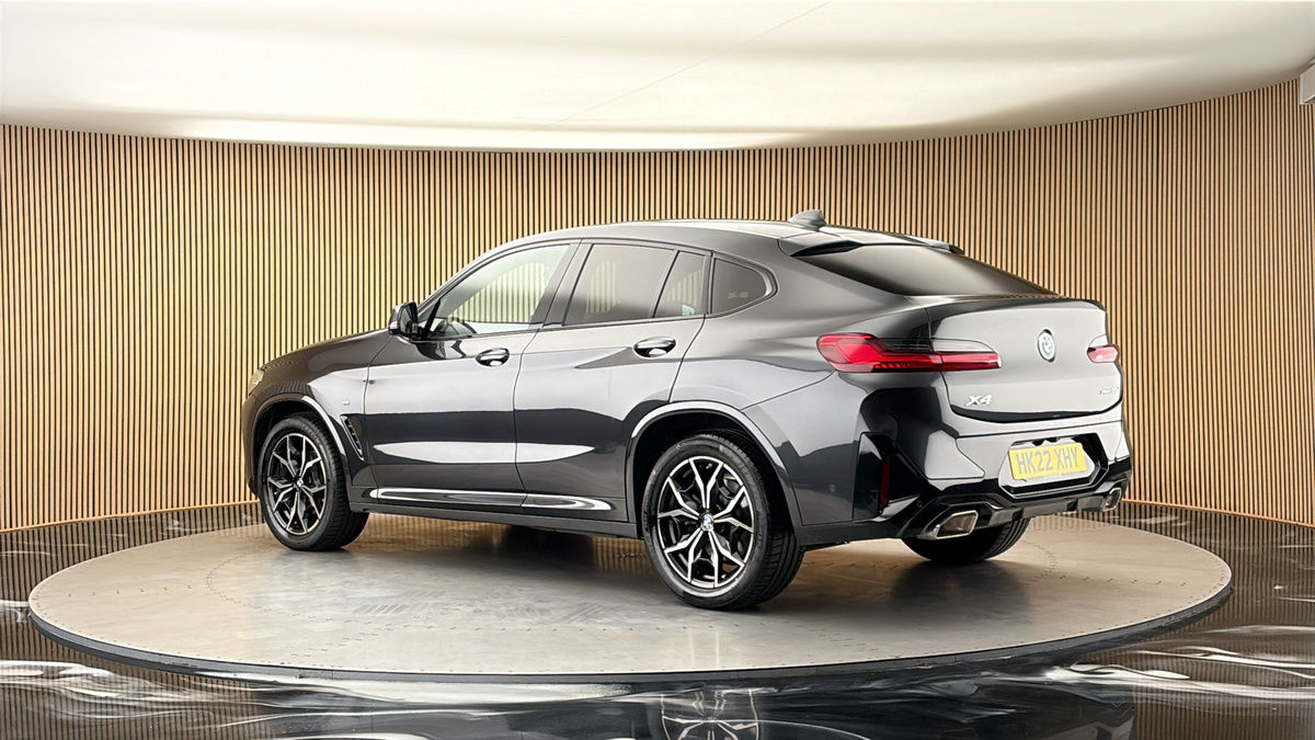 More views of BMW X4