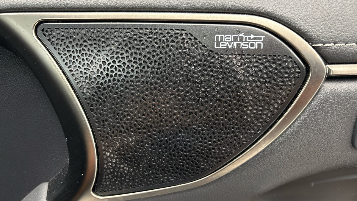 Lexus ES Image 31