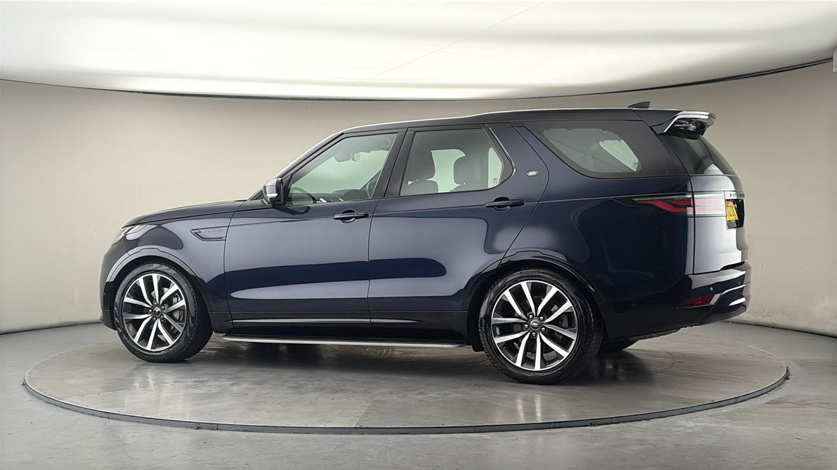 More views of Land Rover Discovery