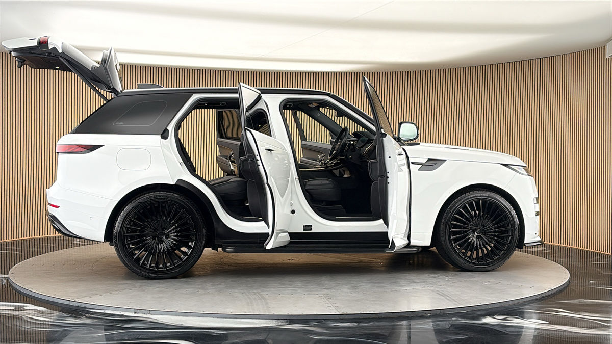 More views of Land Rover Range Rover Sport