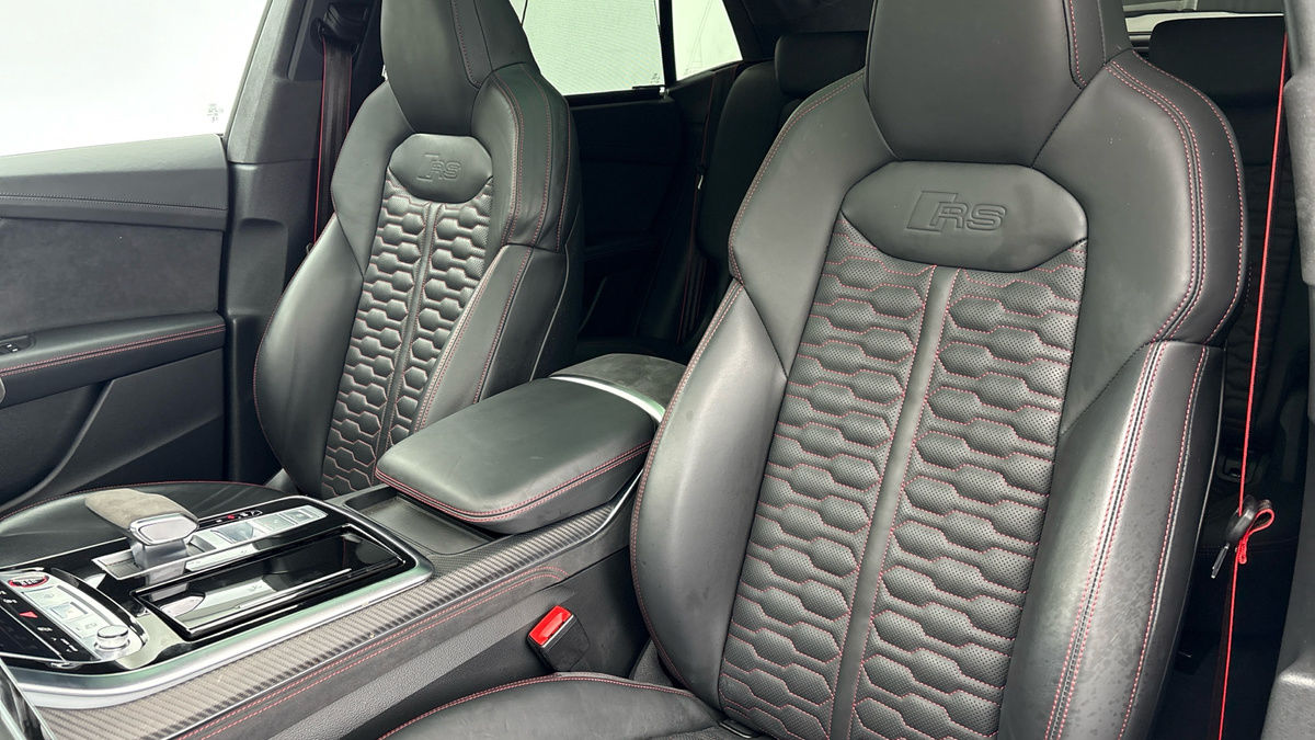 Audi RSQ8 Image 7