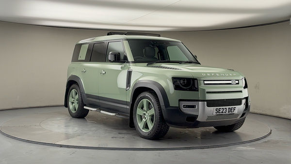 Land Rover Defender 110