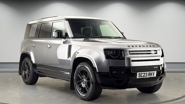 Land Rover Defender 110