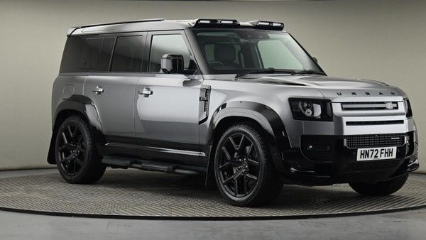 Land Rover Defender 110