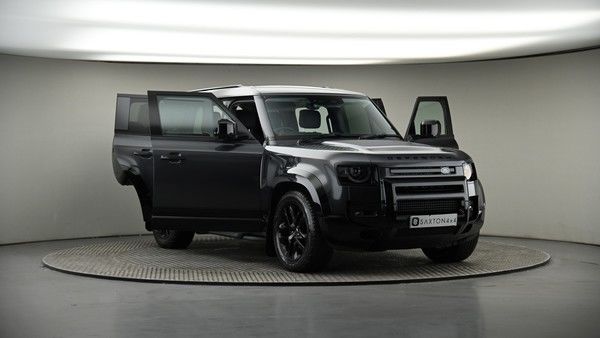 Land Rover Defender 110