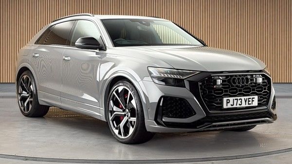 Audi RSQ8