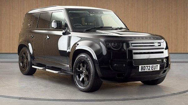 Land Rover Defender 110