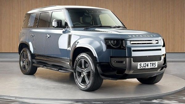 Land Rover Defender 110