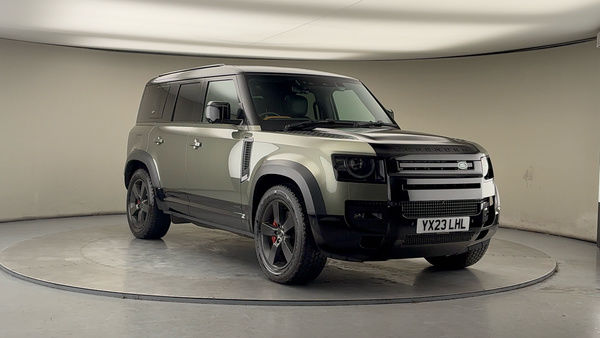 Land Rover Defender 110