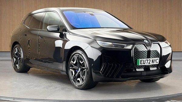 BMW iX