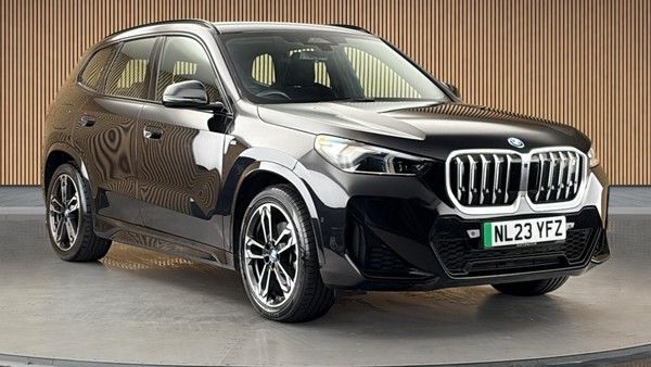 BMW iX1