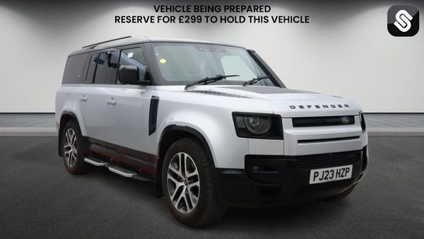 Land Rover Defender 130