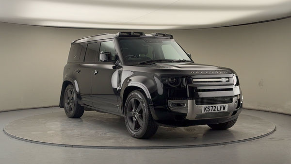 Land Rover Defender 110