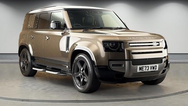 Land Rover Defender 110