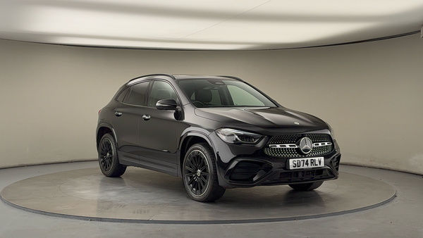 Mercedes-Benz GLA Mercedes-Benz GLA