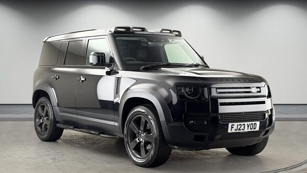 Land Rover Defender 110