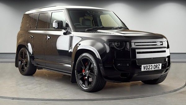 Land Rover Defender 110