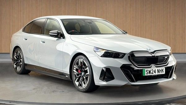 BMW i5