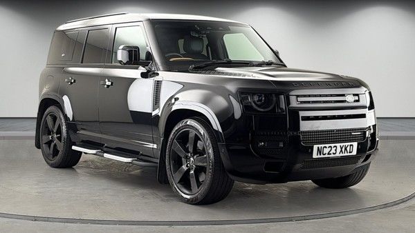 Land Rover Defender 110