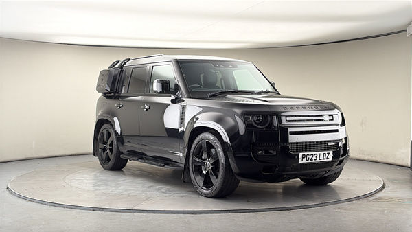 Land Rover Defender 110
