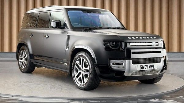 Land Rover Defender 110