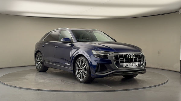 Audi Q8