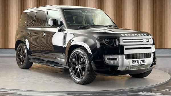 Land Rover Defender 110