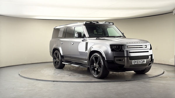 Land Rover Defender 130