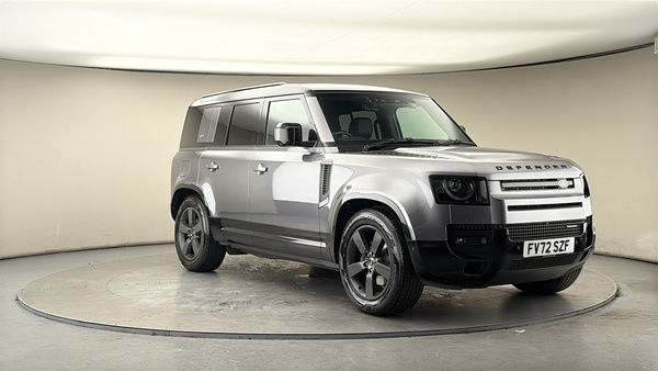 Land Rover Defender 110