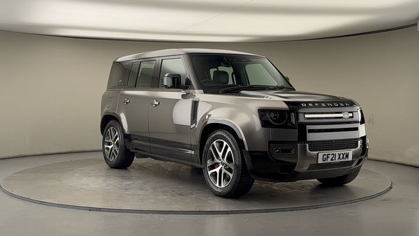 Land Rover Defender 110