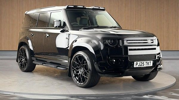 Land Rover Defender 110