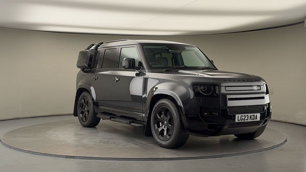 Land Rover Defender 110