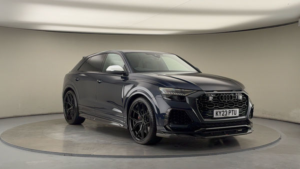 Audi RSQ8