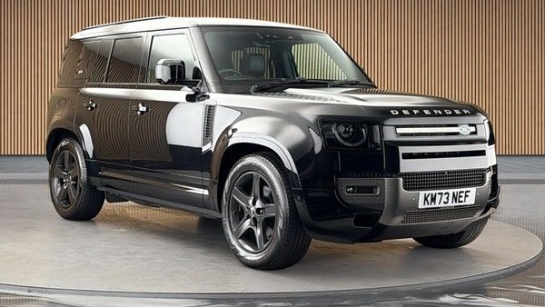Land Rover Defender 110