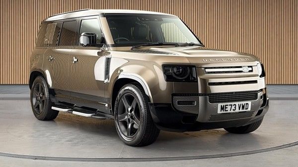 Land Rover Defender 110